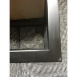 Handdoekrek voor toiletfonteintje