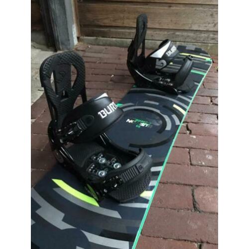 Burton Clash snowboard incl. Burton Freestyle bindingen