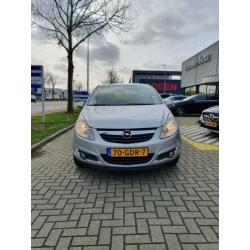 Opel Corsa 1.4 16V 3D AUT 2008 Grijs