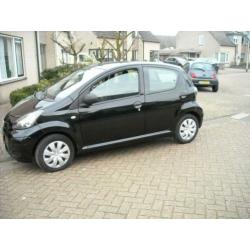 Toyota Aygo 1.0 12V Vvt-i 5DRS 2010 Zwart