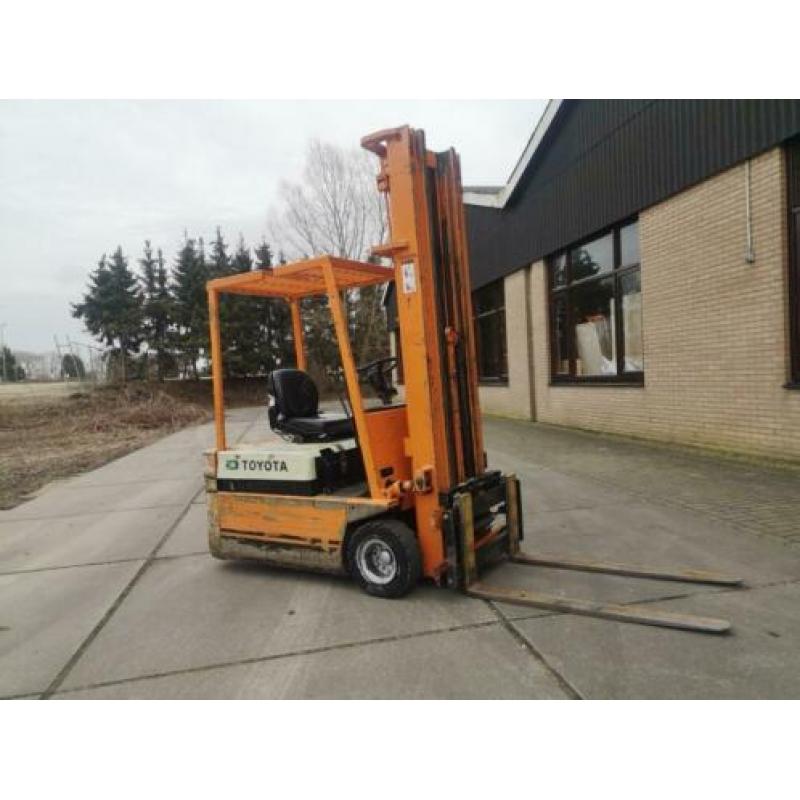 Toyota Heftruck electrisch 1,8 Ton hefhoogte 6 mtr. koopje!