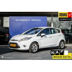 Ford Fiesta 1.25 Titanium 5 Drs Airco Nap Boekjes