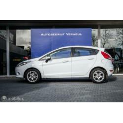 Ford Fiesta 1.25 Titanium 5 Drs Airco Nap Boekjes