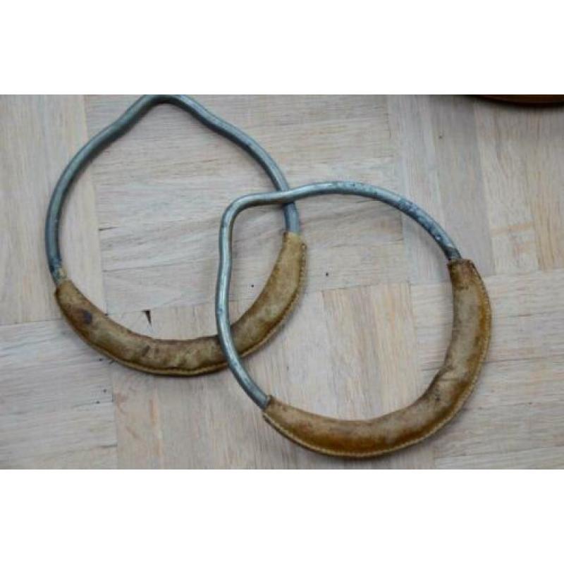 Vintage Gym/Turnringen + Houten Trapezes