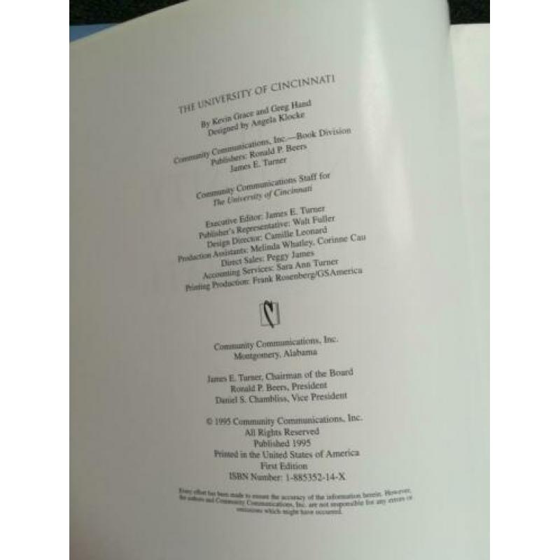 Hardcover boek University of Cincinnati, 1995