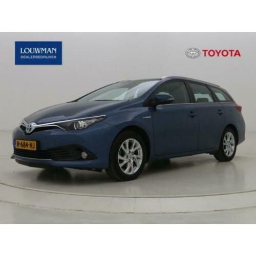Toyota Auris 1.8 Hybrid Aspiration Limited | Cruise control