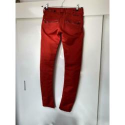 Gstar broek size 28 length 34. Rood