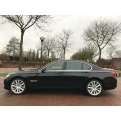 BMW 7-serie 740i High Executive NACHTZICHT/PANO/MEMORY/NAP