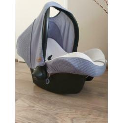 Maxi Cosi met lichtblauwe/grijze Baby Only hoes