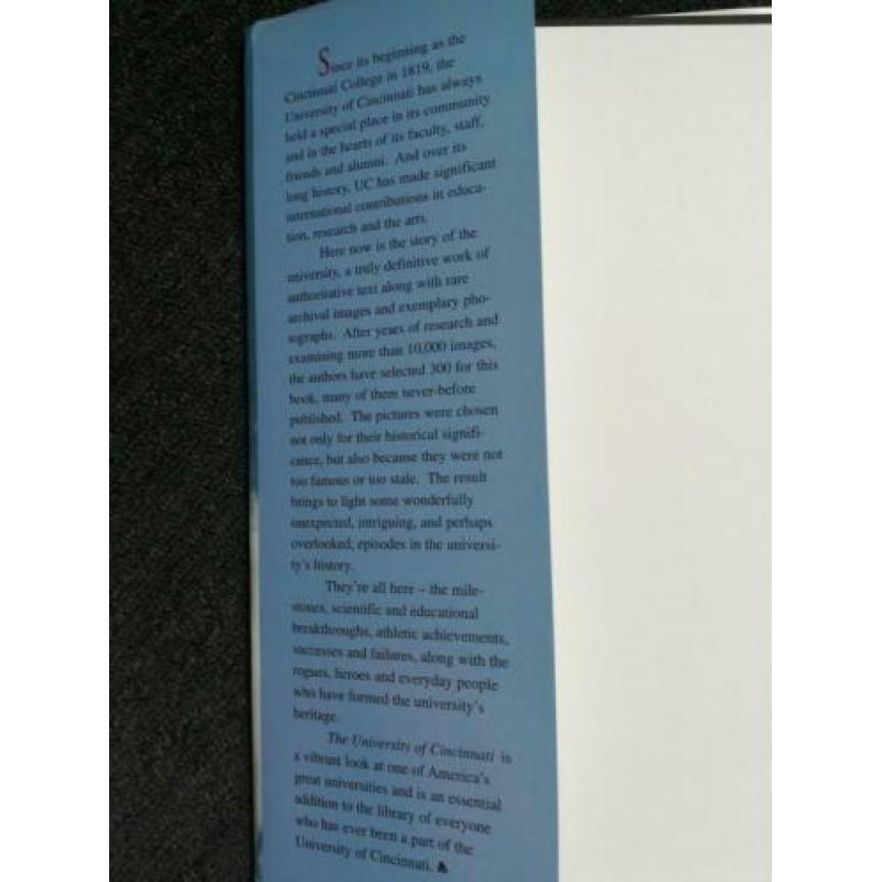 Hardcover boek University of Cincinnati, 1995