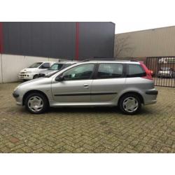 Peugeot 206 SW 1.1 X-line Airco Elek. Pakket 5drs APK NAP.