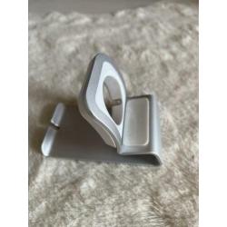Apple Watch standaard met kabel inkeping. ZGAN!