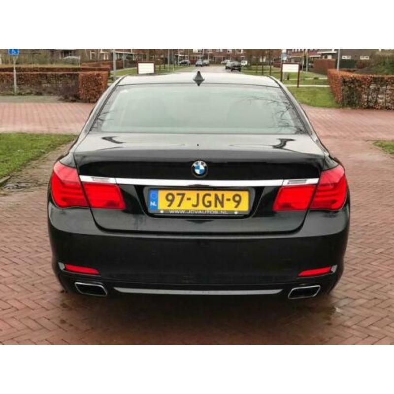 BMW 7-serie 740i High Executive NACHTZICHT/PANO/MEMORY/NAP