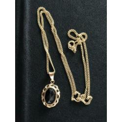 Gouden Gourmet ketting en antieke hanger 14 karaat