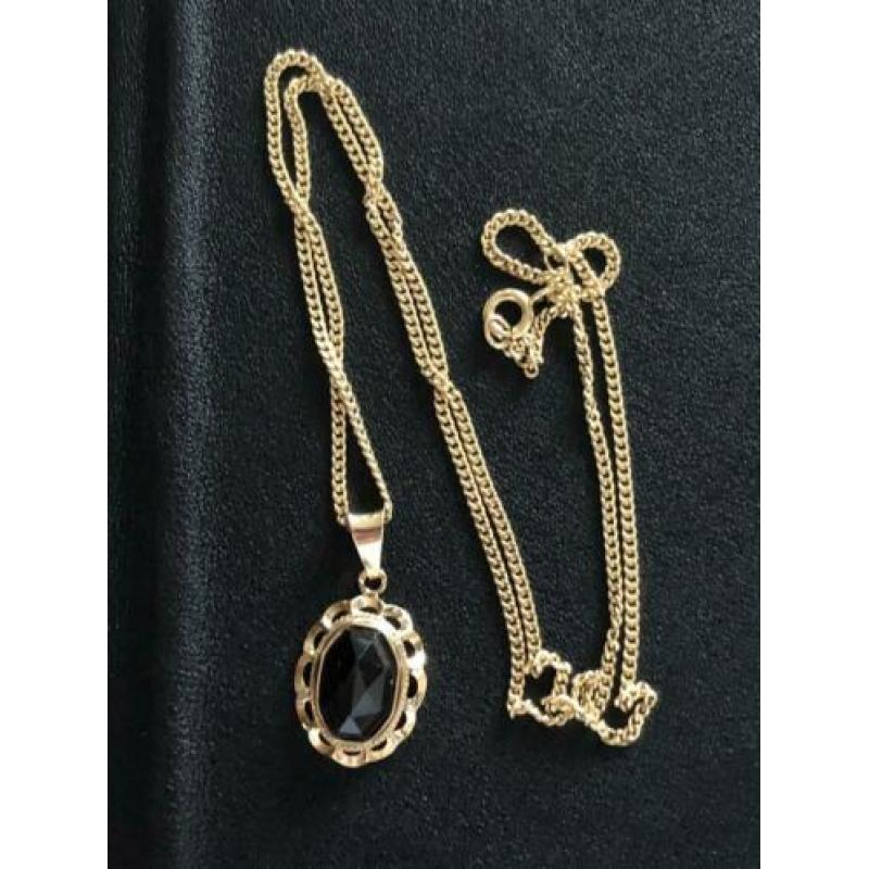 Gouden Gourmet ketting en antieke hanger 14 karaat