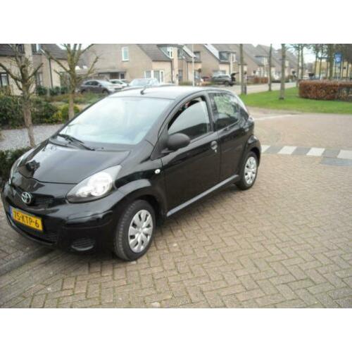 Toyota Aygo 1.0 12V Vvt-i 5DRS 2010 Zwart