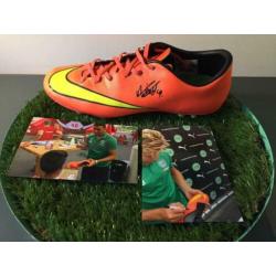 Nike voetbalschoen gesigneerd -Mahi & van Weert FC Groningen
