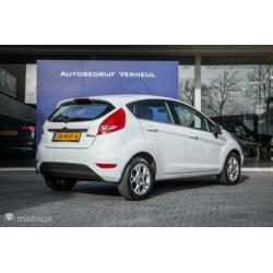 Ford Fiesta 1.25 Titanium 5 Drs Airco Nap Boekjes