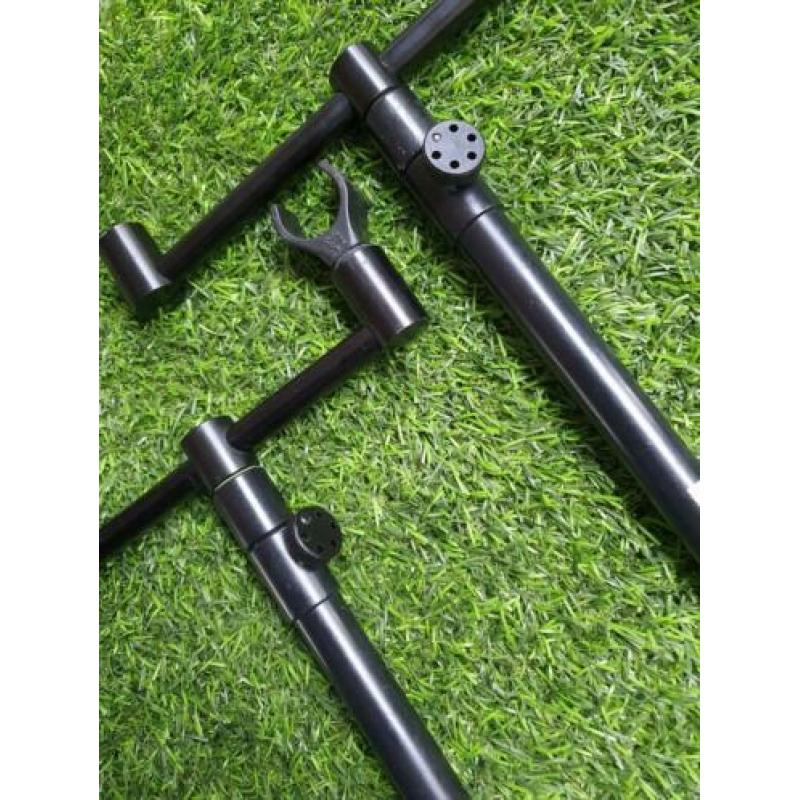 2x banksticks en buzzerbars + fox backrest