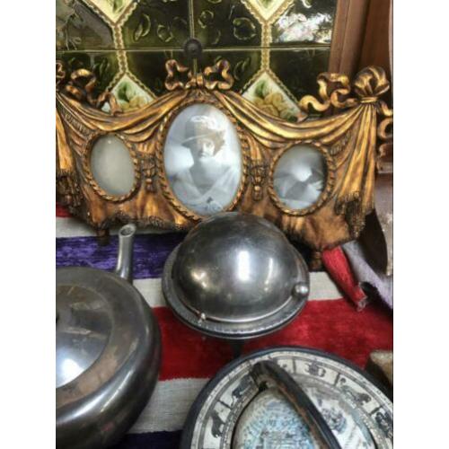 Rommelmarkt curiosa en brocante