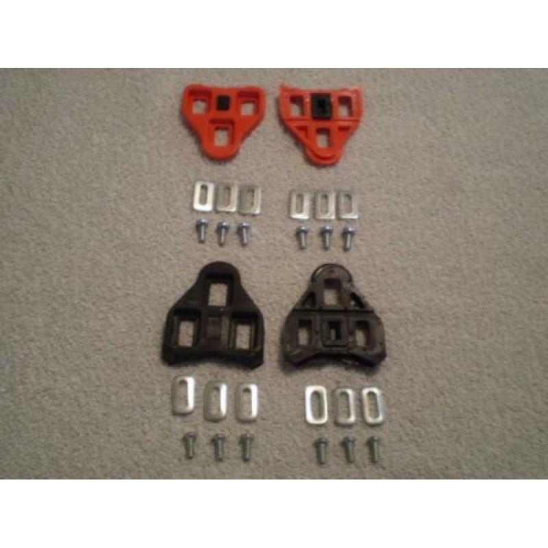 xxx 21-2 LOOK DELTA EN SPD PEDALEN VOOR MAAR 5 EURO