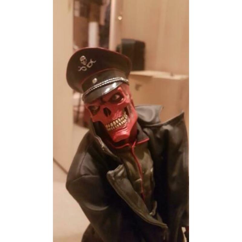 Red Skull Marvel Premium Format, Exclusive