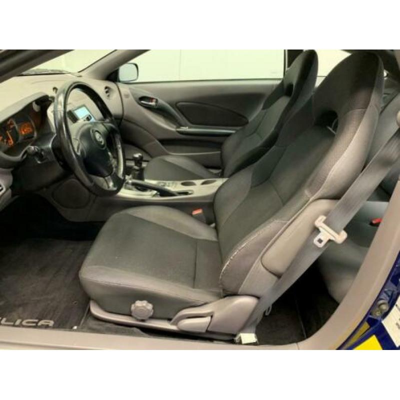 Toyota Celica 1.8 VVT-i AIRCO-NAVI-LMV-PDC (bj 2000)