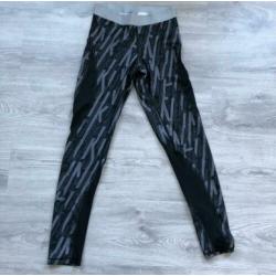 Sportlegging van Nike maat S