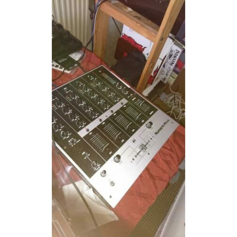 Dj set