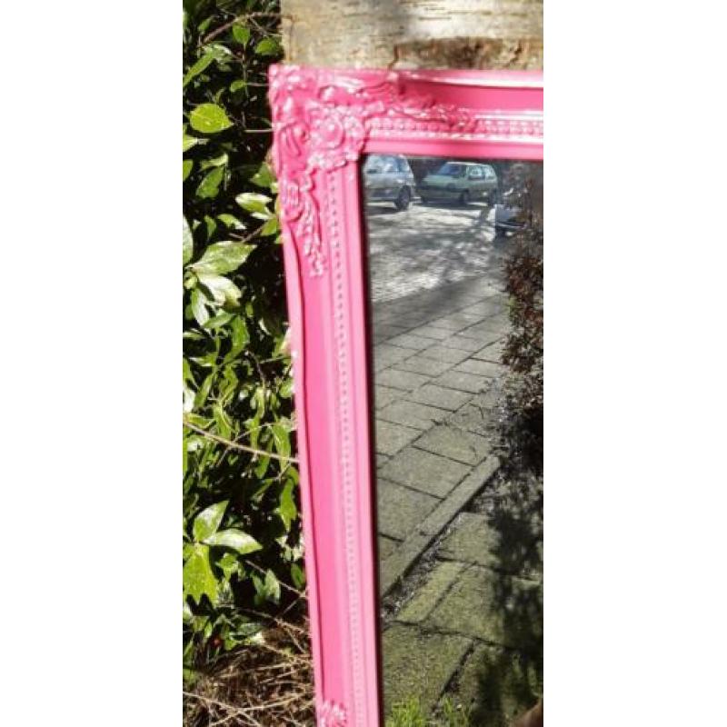 Mooie grote roze brocante passpiegel spiegel