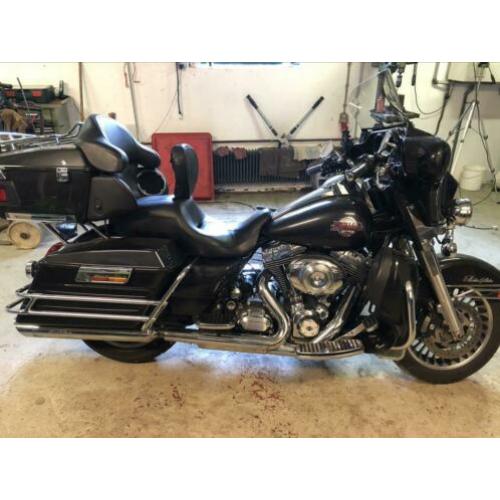 Hd Elektra glide FLHTK 2011