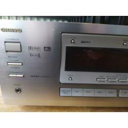 Onkyo TX-DS575 versterker
