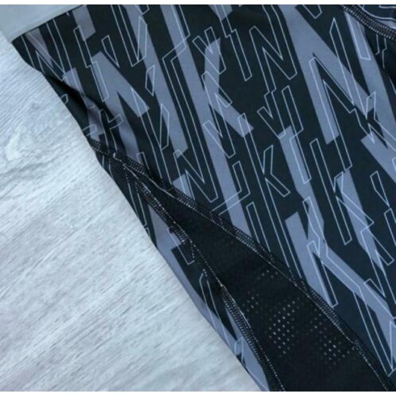 Sportlegging van Nike maat S