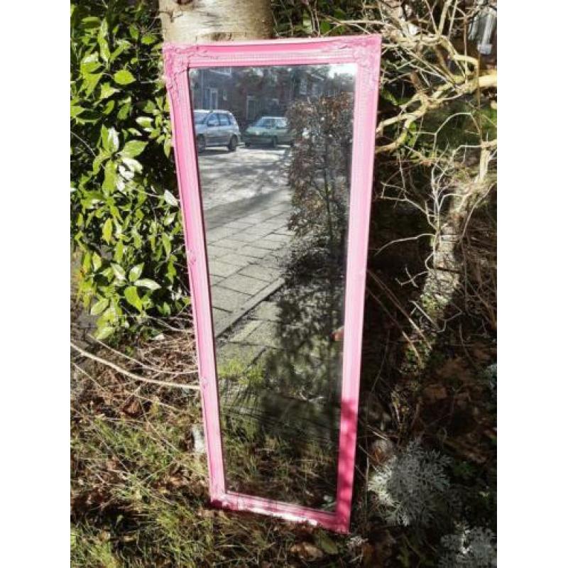 Mooie grote roze brocante passpiegel spiegel