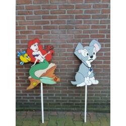 Te huur vrolijke straatversiering met thema Disney