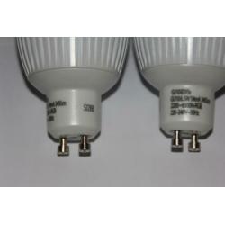 2-pack GU10 LED MET AFSTANDSBEDIENING NIEUWW