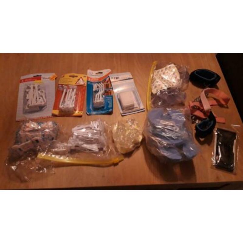 veiligheidshaakjes, ultralock, deurstoppers, ladersluiters