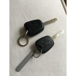 Peugeot 107 1.0 12V 5DR 2011 Wit Airco