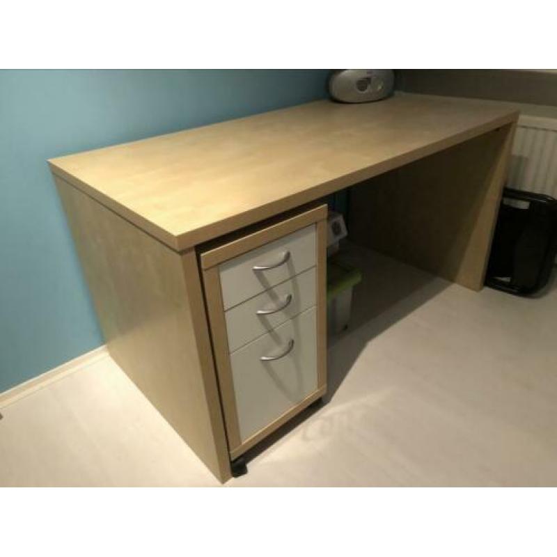 Bureau en bureaustoel