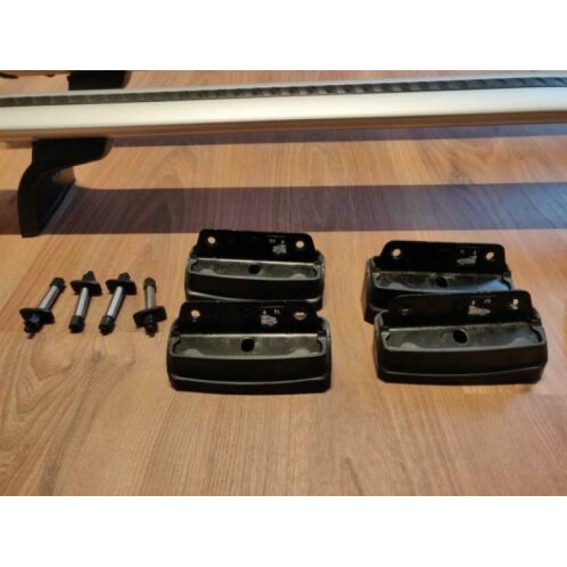 Te koop originele dakdragers Mazda 3 hatchback (2014)