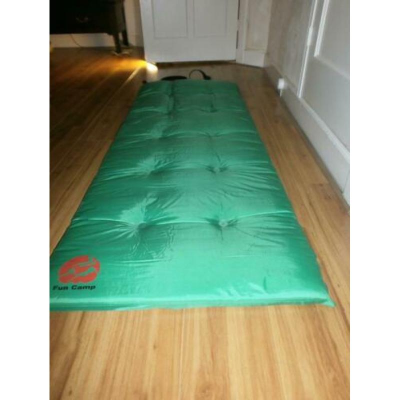 Campingmatje (zelfinflating)
