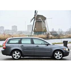 Volvo V50 2.4 Momentum Leder interieur! 4 nieuwe banden!