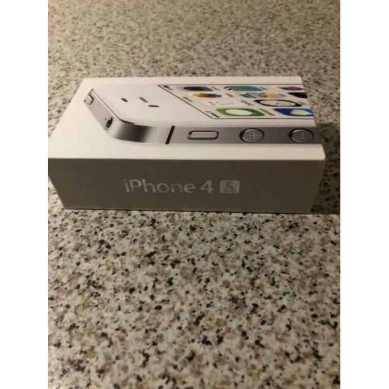iPhone 4S wit 8GB