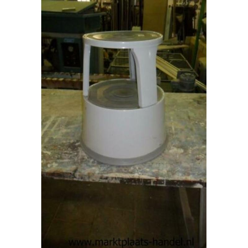 kruk 2 trede trap 44cm hoog (a24)26