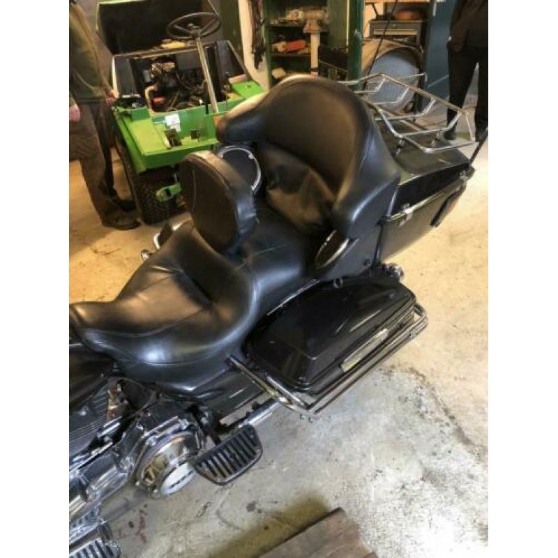 Hd Elektra glide FLHTK 2011