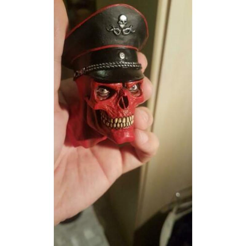 Red Skull Marvel Premium Format, Exclusive