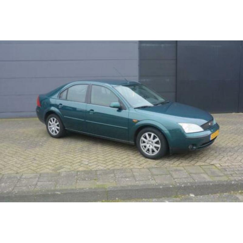 Ford Mondeo 1.8 16V 92KW HB 2001 Groen