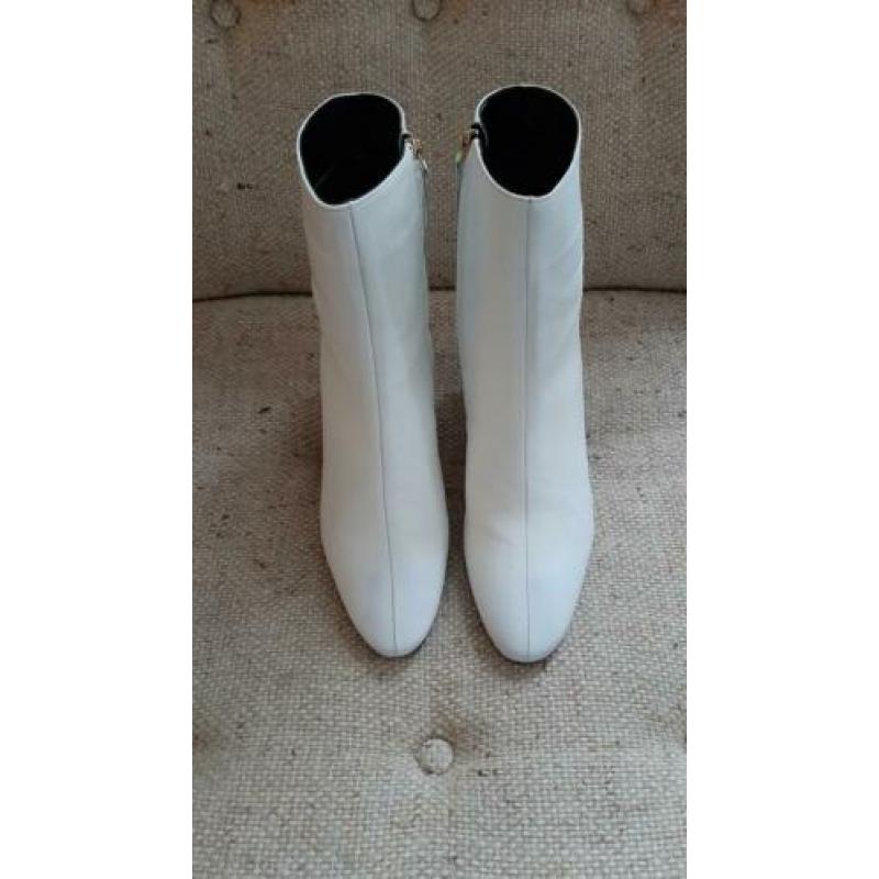 Wit leren laarzen enkellaarsjes River Island mt 39