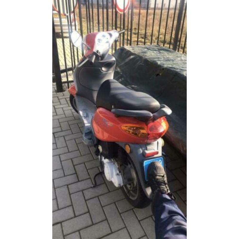 Piaggio Fly Snor 4t
