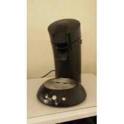 Philips Senseo apparaat met koffiepadhouder.